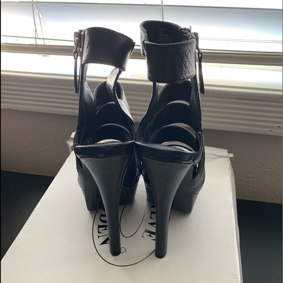 Steve Madden platform sandal size 8 - Picture 3 of 4